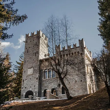 Castle In * 폰테디레뇨
